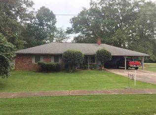 213 Glenn St, Crystal Springs, MS 39059