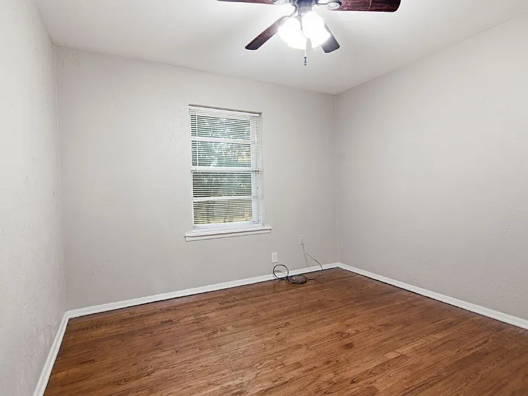6500 Callahan Ct — Photo 18