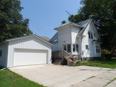 602 N 3rd St, Ashton, IL, 61006