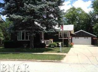 1406 S East St, Bloomington, IL