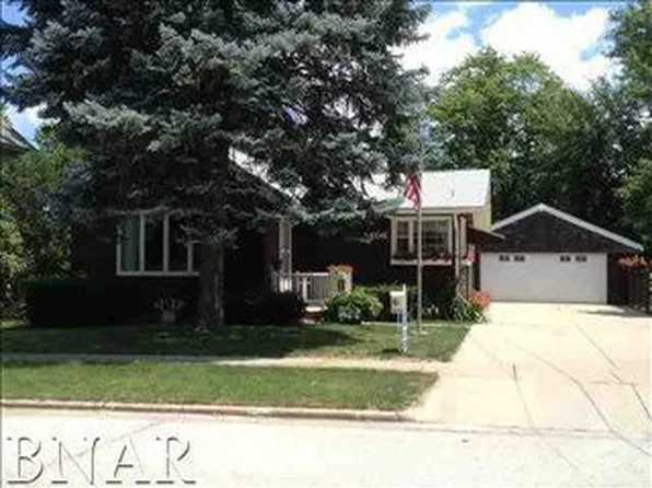 1406 S East St, Bloomington, IL 61701