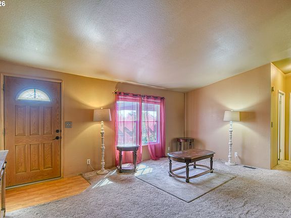 4th image of 3022 SW River View Dr