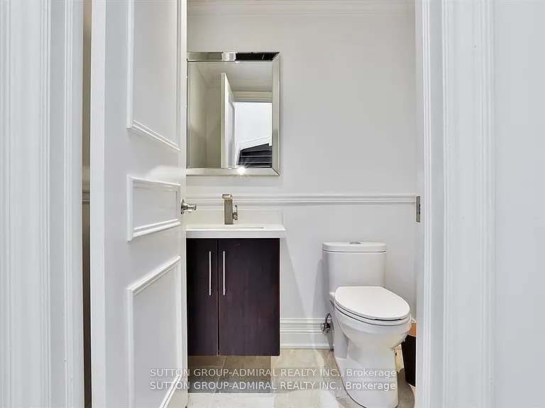 183 Douglas Ave — Photo 24