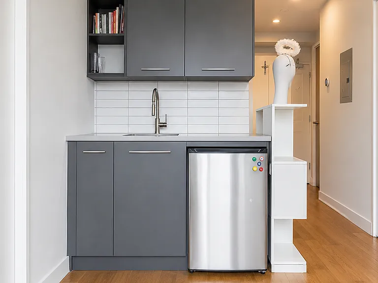 255 Nostrand Ave #3B — Photo 2