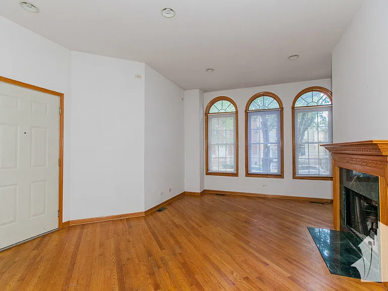 2732 W North Ave #1 — Photo 3