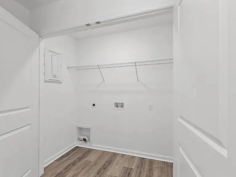 3675 Meadow Vista Ln — Photo 14