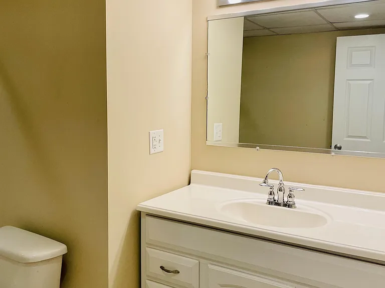 194 Mulberry Cir #1 — Photo 21