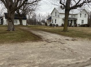 6571 War Rd, Monroe, MI 48162