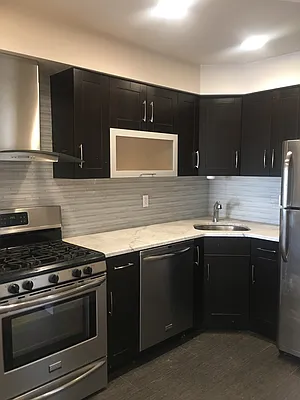 Rented by Amorelli Realty | media 12