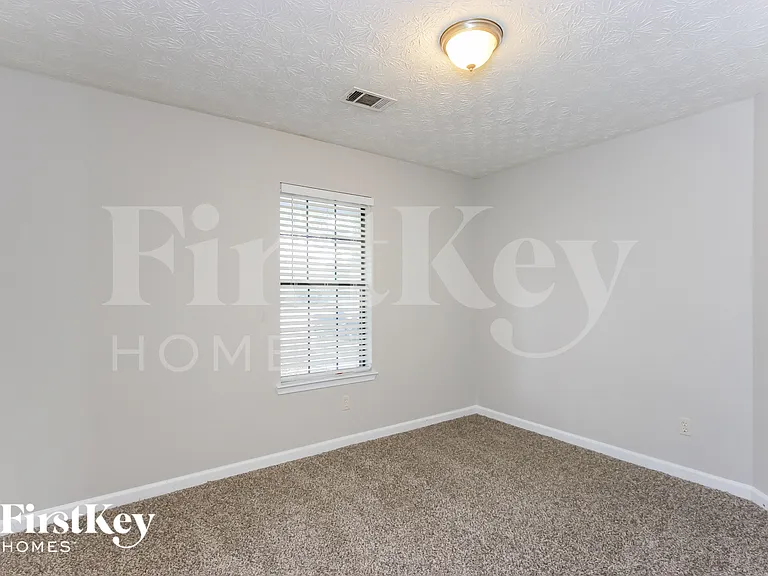 1207 Iron Gate Blvd — Photo 9