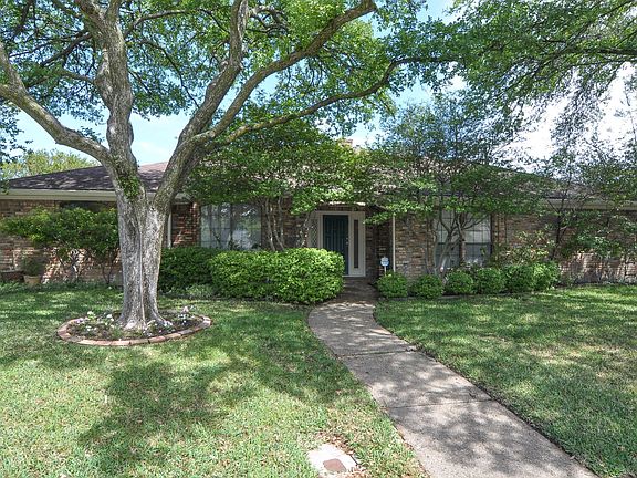 2nd image of 6319 Hickory Hill Dr