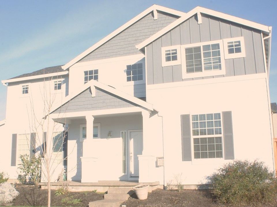 1st image of 3392 SE Birdhouse Way