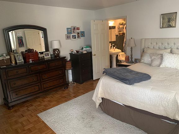 4th image of 901 E Passyunk Ave #2