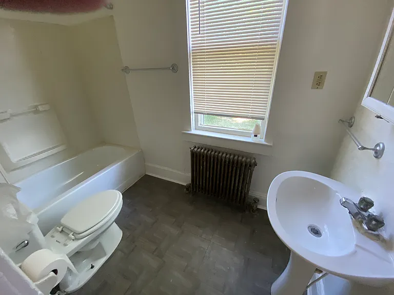 739 Hilltop Dr #A — Photo 3