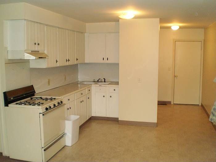 Spacious kitchen