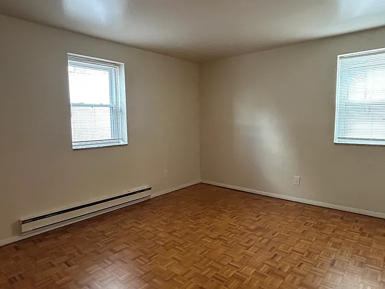 Schopmann Apartments — Photo 6
