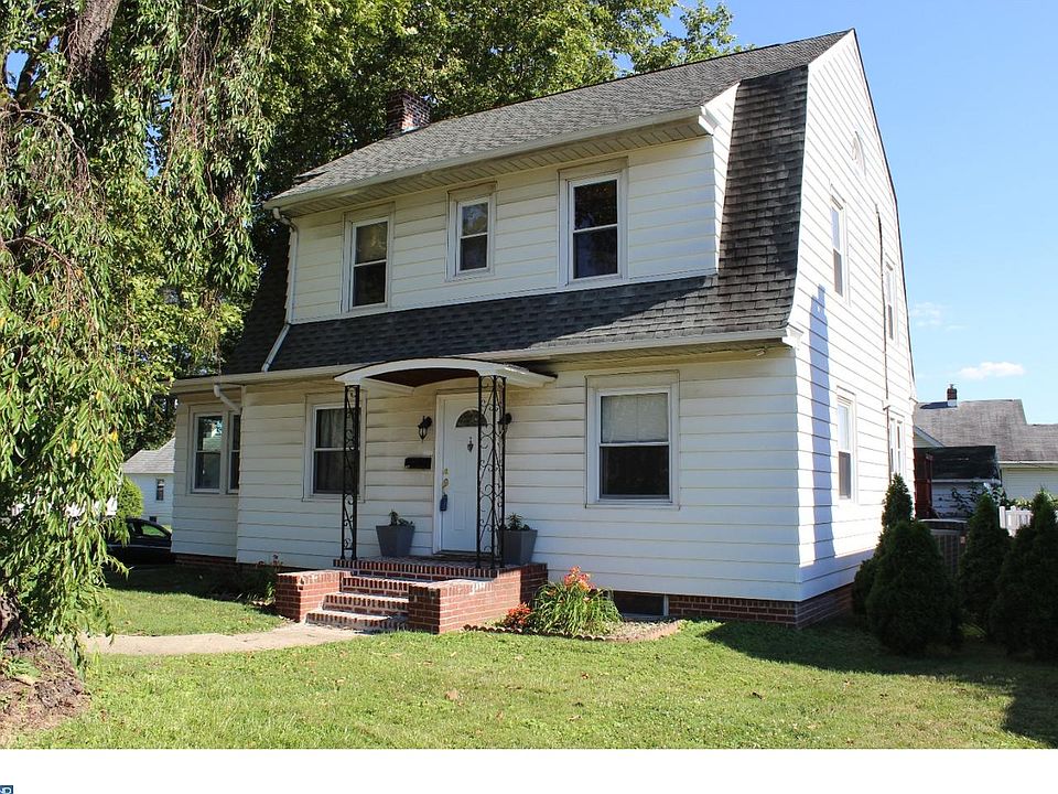 1st image of 700 W Newport Pike