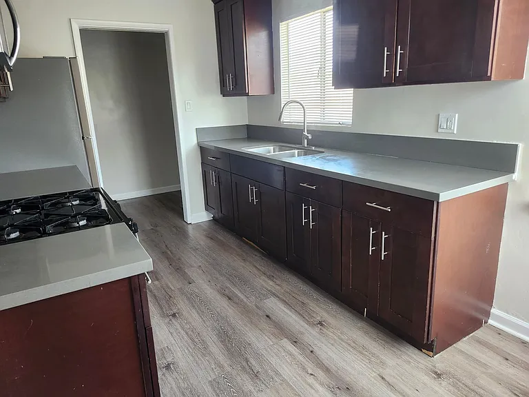 5259 W Slauson Ave — Photo 11
