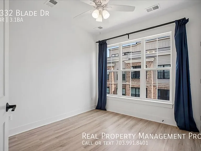 7332 Blade Dr — Photo 16