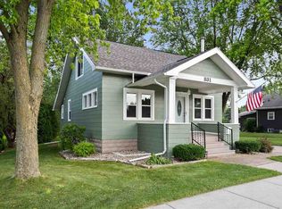 831 E Main St, Little Chute, WI 54140