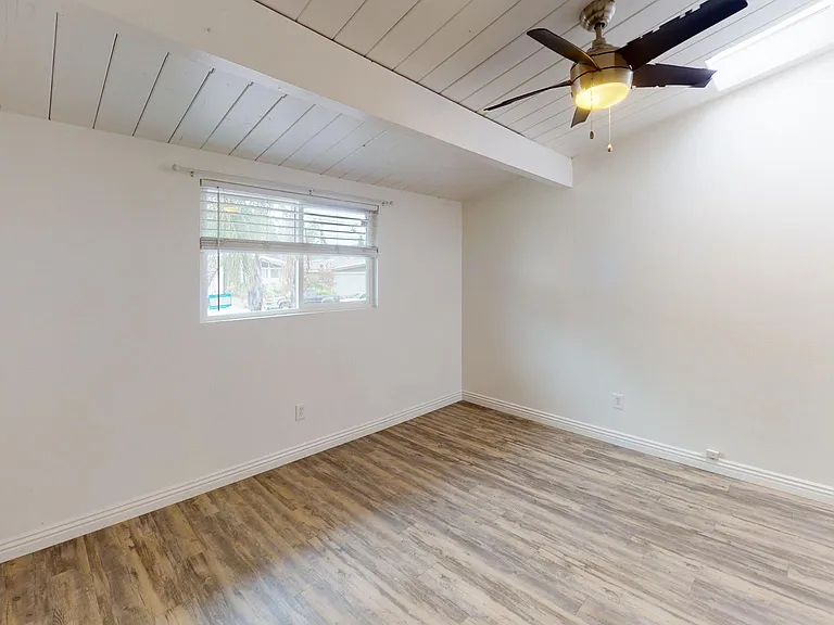5484 Baja Dr — Photo 5