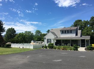 384 Sunset Ave, Bangor, PA 18013