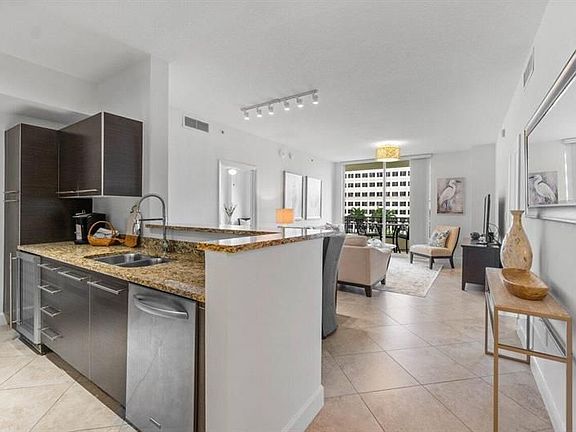 3rd image of 550 Okeechobee Blvd APT 504
