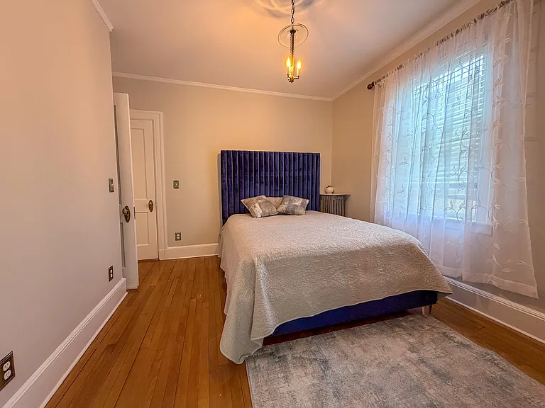 569 Franklin St #6 — Photo 24