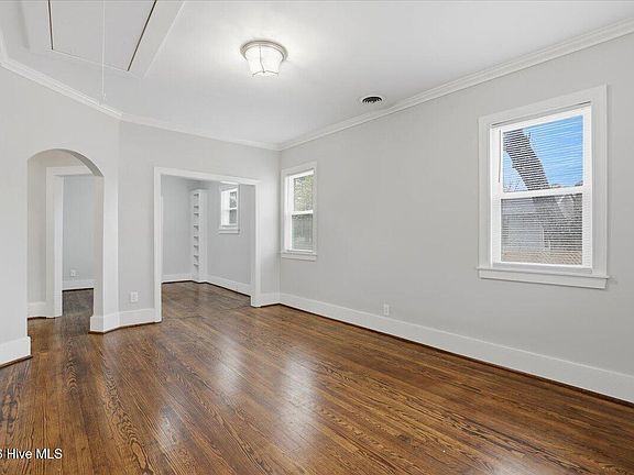3rd image of 1509 Sauls Street SW