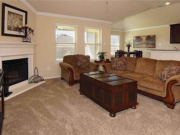 5th image of 14416 Chino Dr