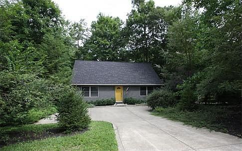 1st image of 539 Greenacre Cir