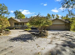 3280 W Sutton Rd, Lapeer, MI 48446