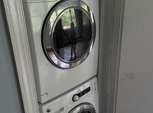 11427 Howards Mill Rd, Glen Allen, VA 23059