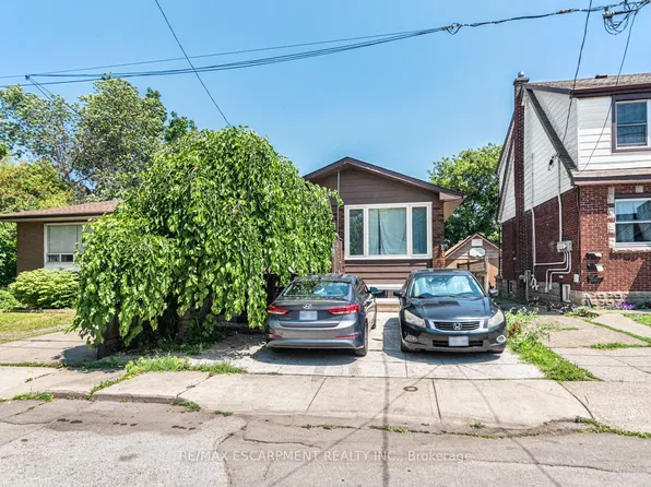418 Fairfield Ave, Hamilton, ON L8H 5H9