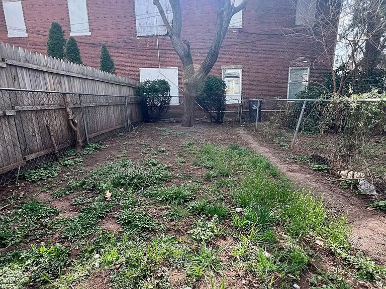 502 Buttonwood St — Photo 26