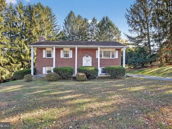 1901 Suffolk Rd, Finksburg, MD 21048