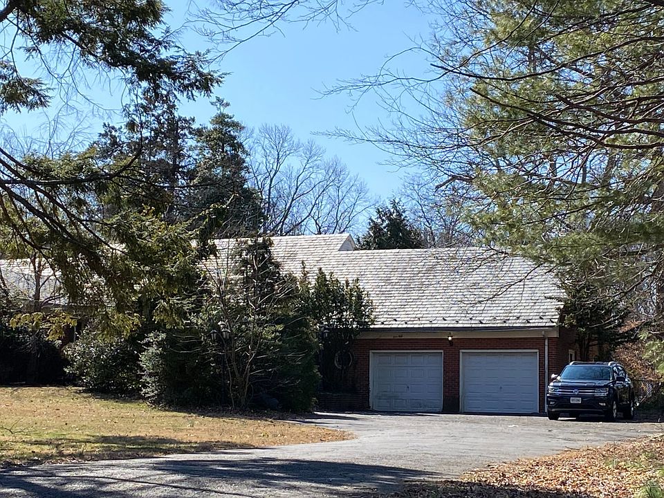 1st image of 150 Montrose Ave