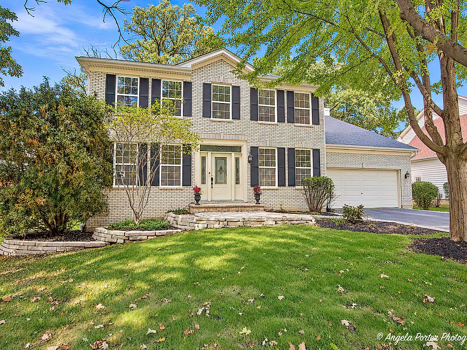 1st image of 606 Barberry Trl