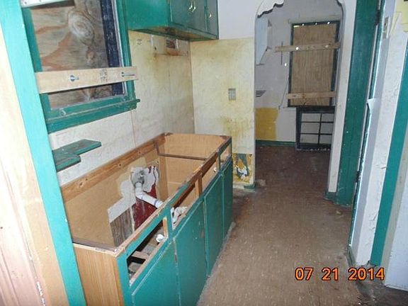 2nd image of 280 Belvidere Ave