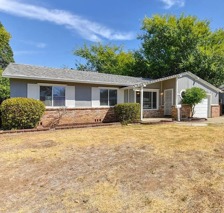 2621 Ribier Way photo 1