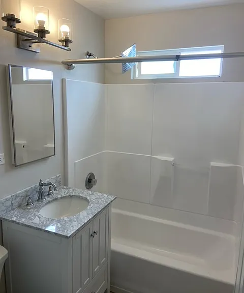 1492 Pescadero Dr — Photo 3