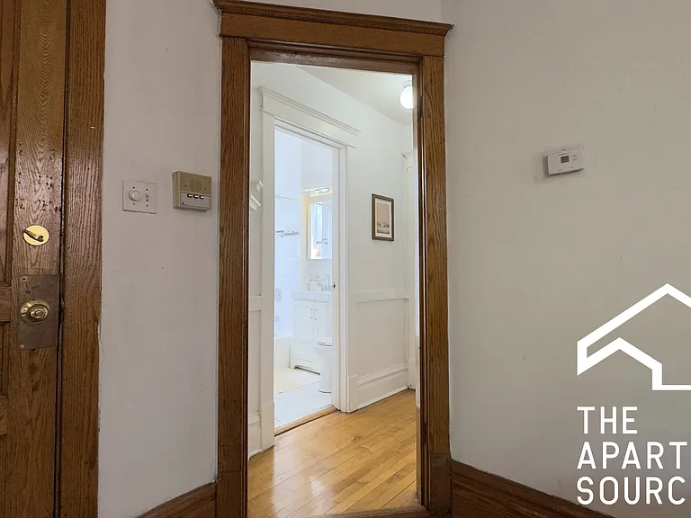 1315 W Melrose St #2 — Photo 11