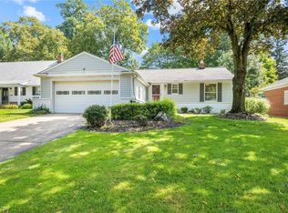 1119 Blanchester Rd, Lyndhurst, OH 44124