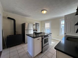 148 Bradford St APT 6, Bristol, RI 02809