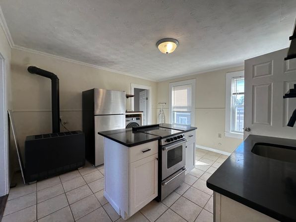 148 Bradford St APT 6