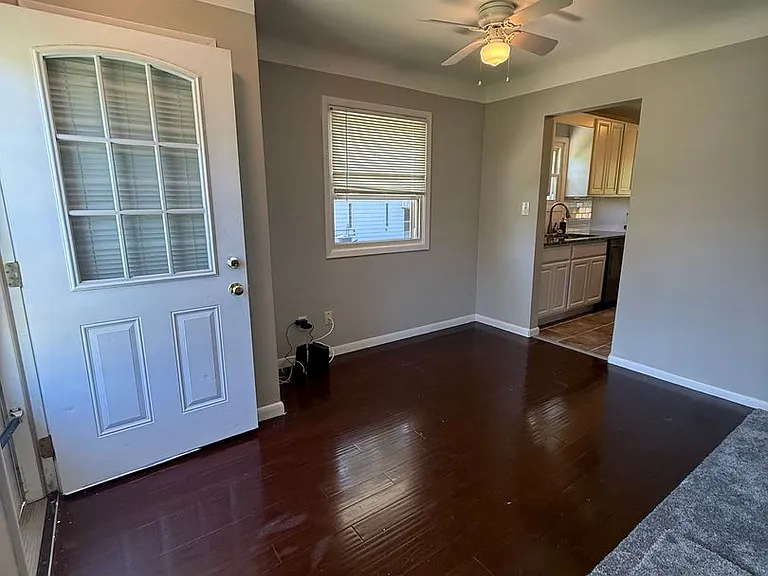 6840 Middlebrook Blvd — Photo 9