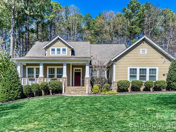 3rd image of 405 Brookridge Dr