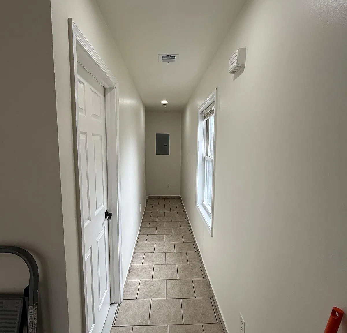 3 bed, $2,300 — Photo 4