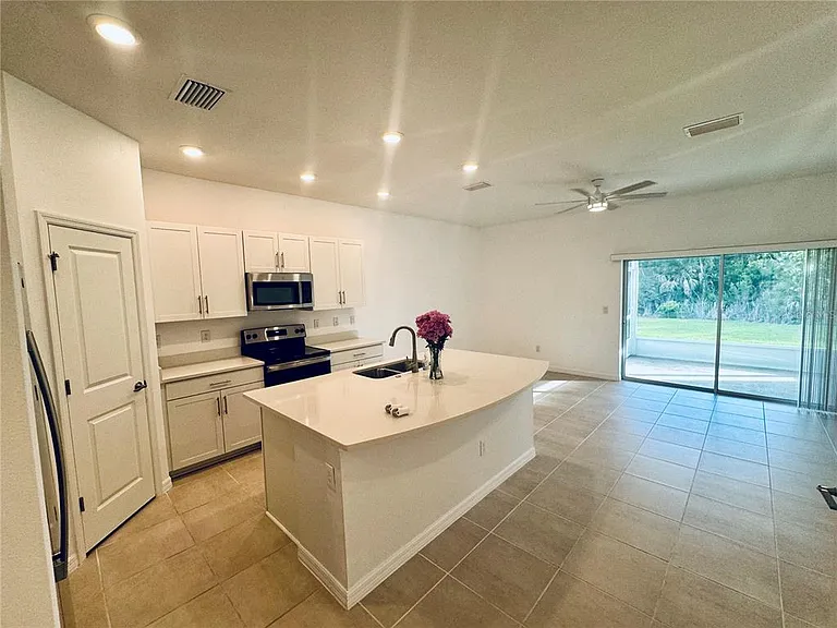 8525 Lunar Skye St — Photo 3