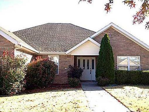 2nd image of 788 N Queen Annes Lace Dr